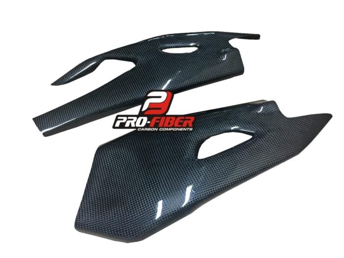 Carbon_fiber_Yamaha_R1_swingarm_protectors_