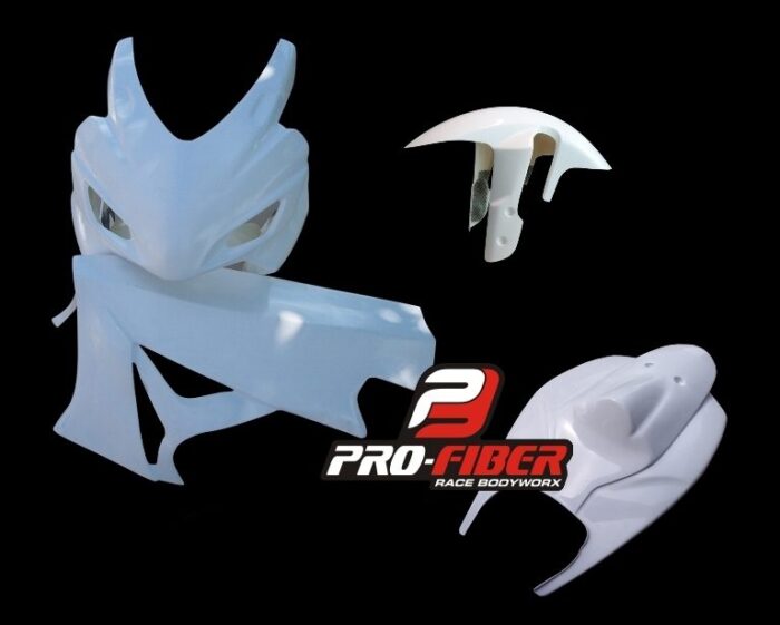 SUZUKI-GSXR-600-750-K6-K7-complete_race_bodywork_