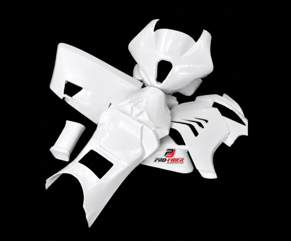 white gelcoat finish_BMW M1000RR_2025_complete